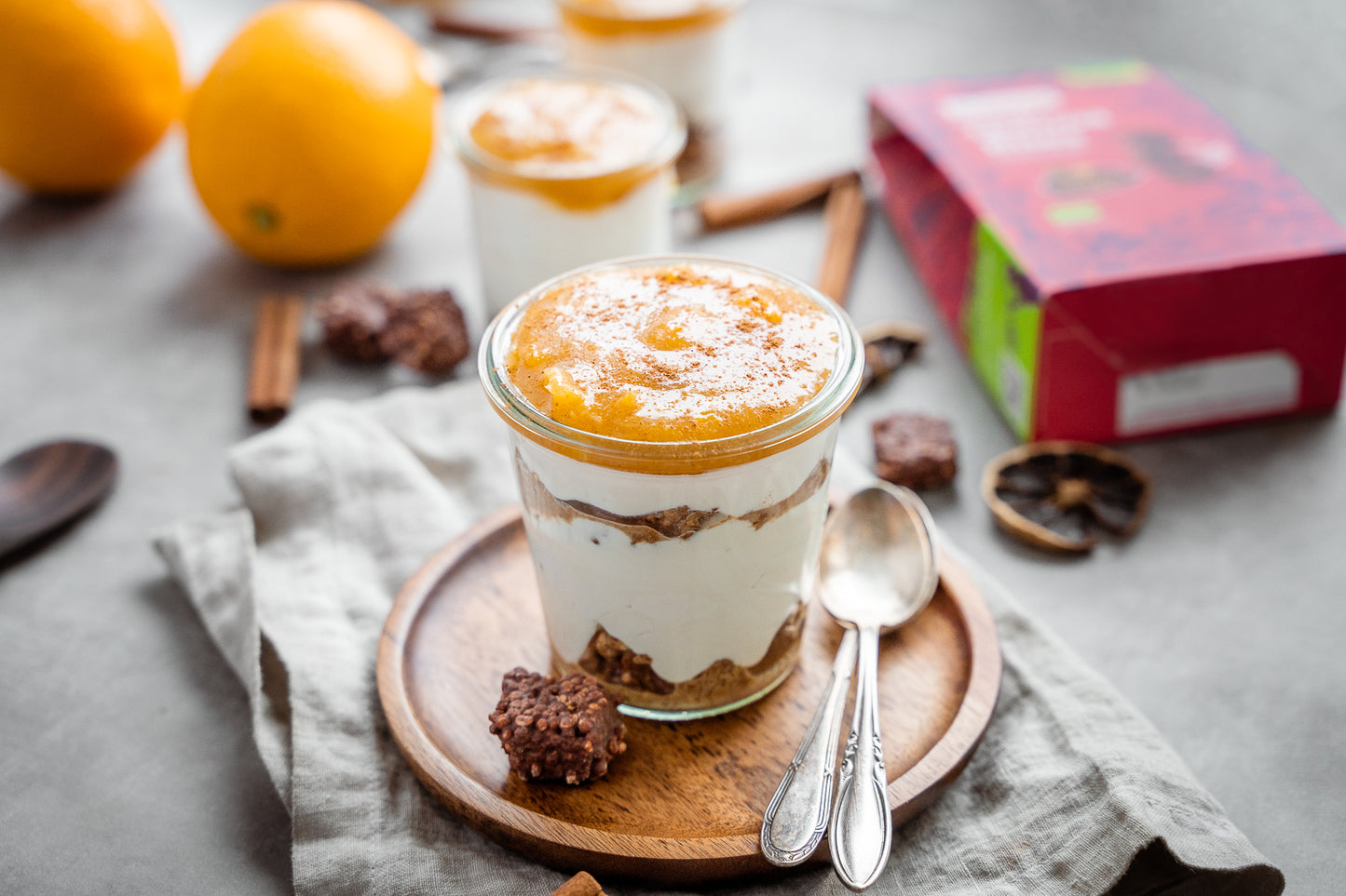 Schichtdessert mit Orangenkompott und Quinoa Bites🍊🍁